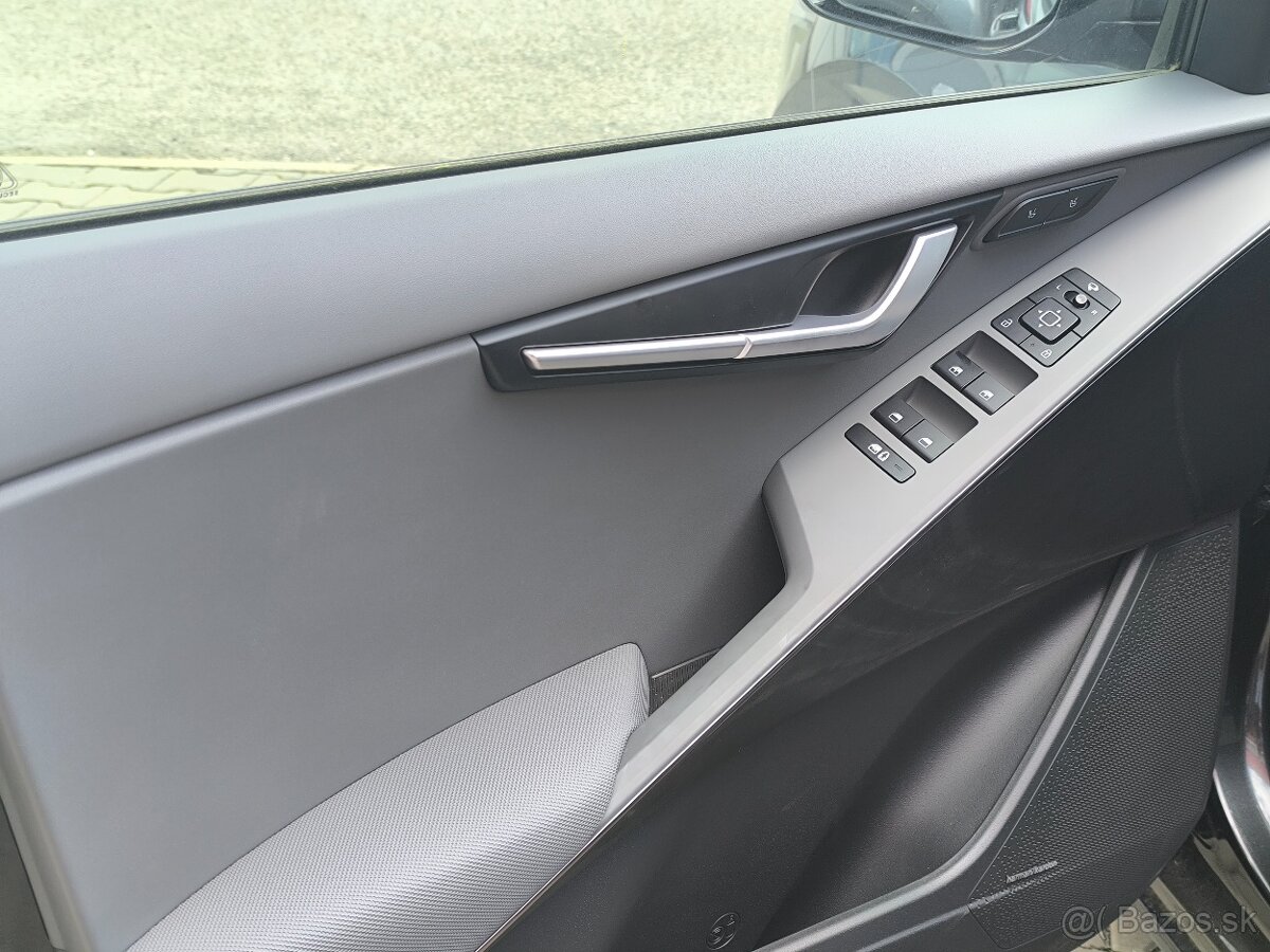 ZNÍŽENÁ CENA Kia Niro EV 150kw/204 PS Platinum MY24 - 8