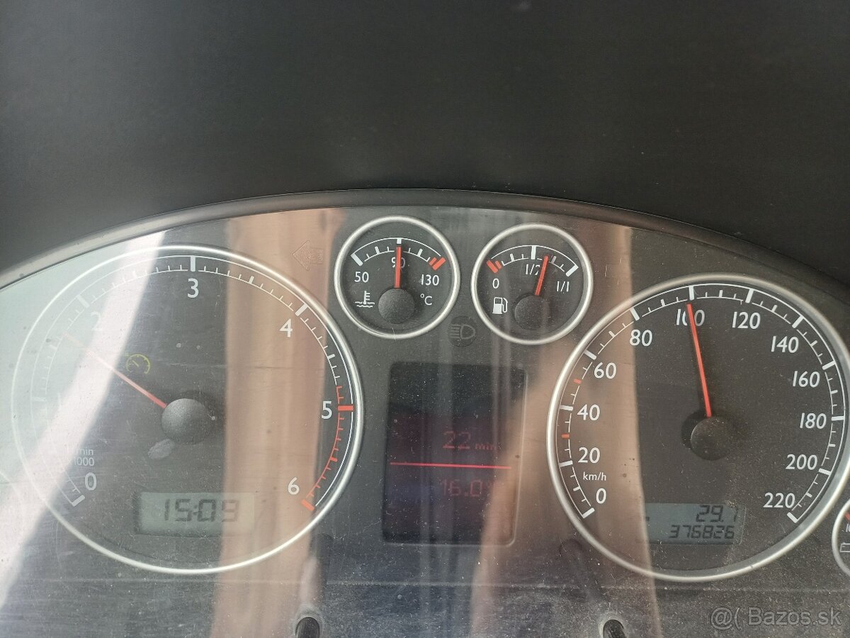 Caravelle t5 2.5tdi 9MIEST - 8