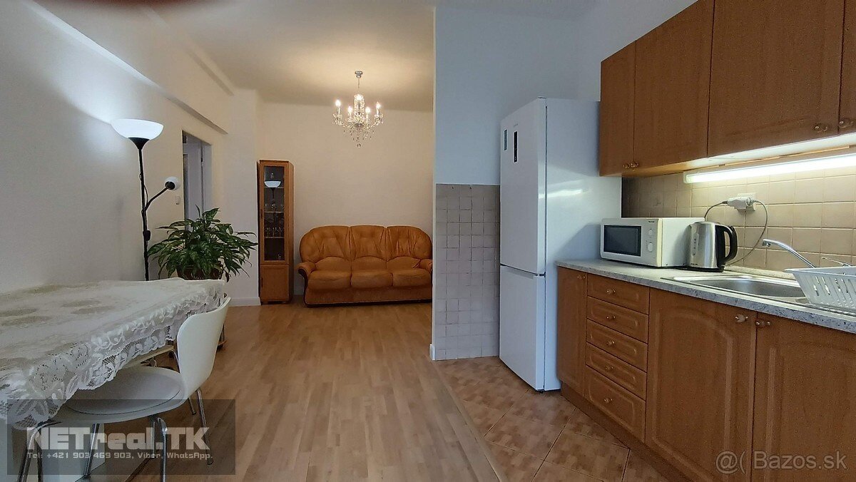 -OC NIVY- Veľký 2-izbový byt, s rozlohou 62 m2- TERASA - - 8