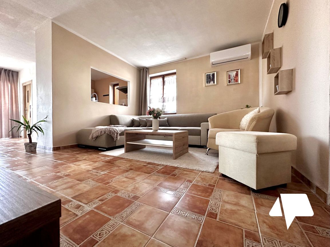 REZERVOVANÉ Predaj, Rodinný dom - krb, klimatizácia, Nitra - 8