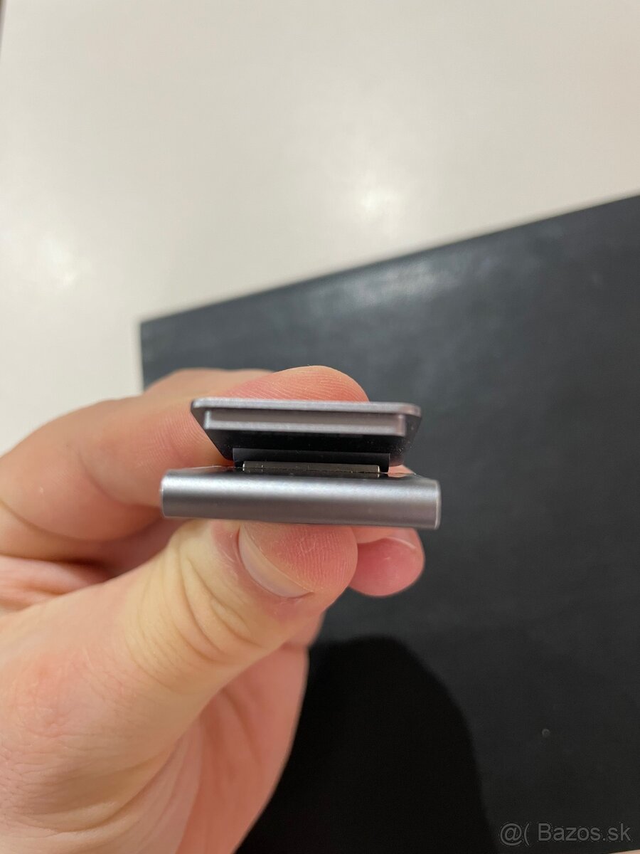 iPod Shuffle 2GB - 8