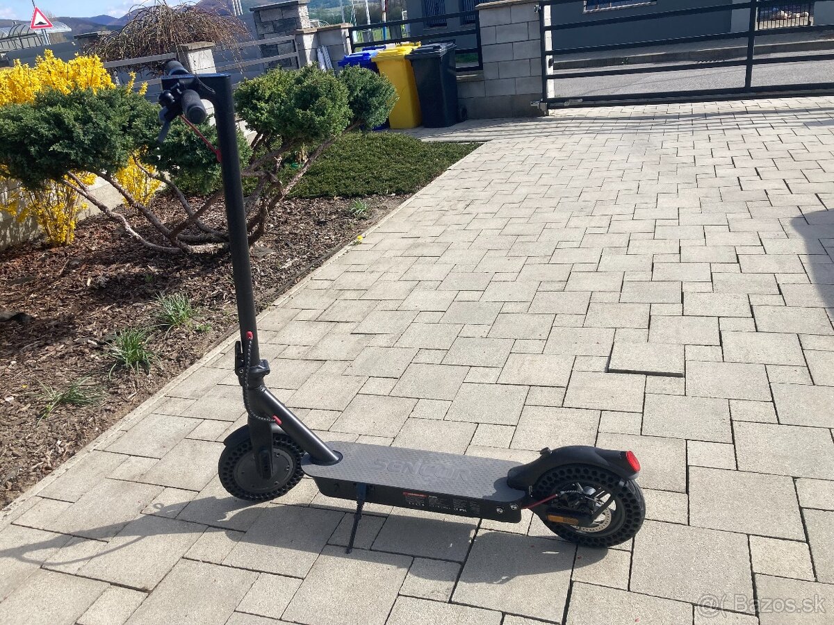 Predám elektrickú kolobežku Sencor Two Long Range G3 - 8