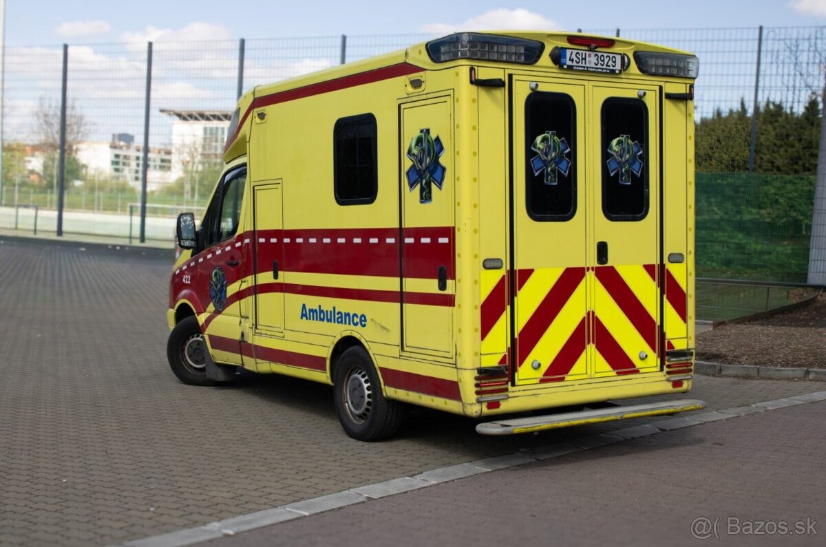 Mercedes-Benz Sprinter, sanitka, karavan - 8