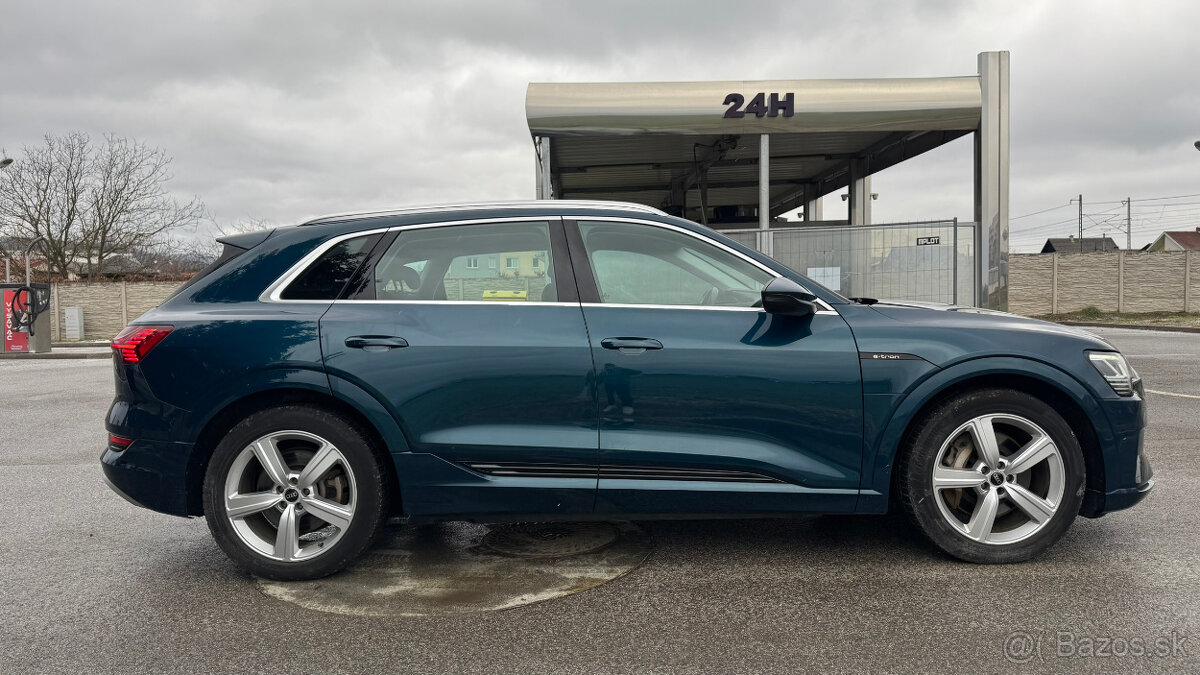 Audi E-tron 55 quattro Advanced - 8