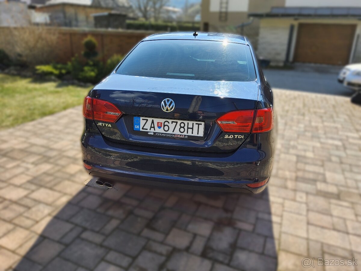 Volkswagen Jetta 2.0 TDI Highline 103kW - 8