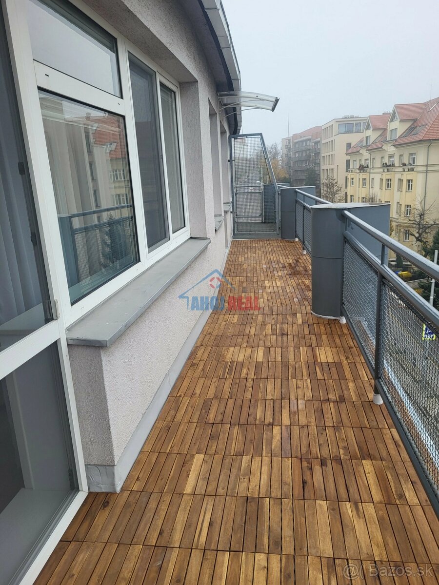 Staré Mesto novostavba pod hradom ZÁMOCKÁ - 8