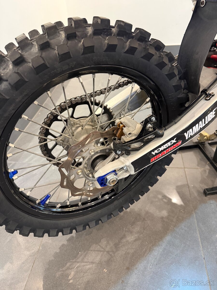 Yamaha yzf 250 - 8