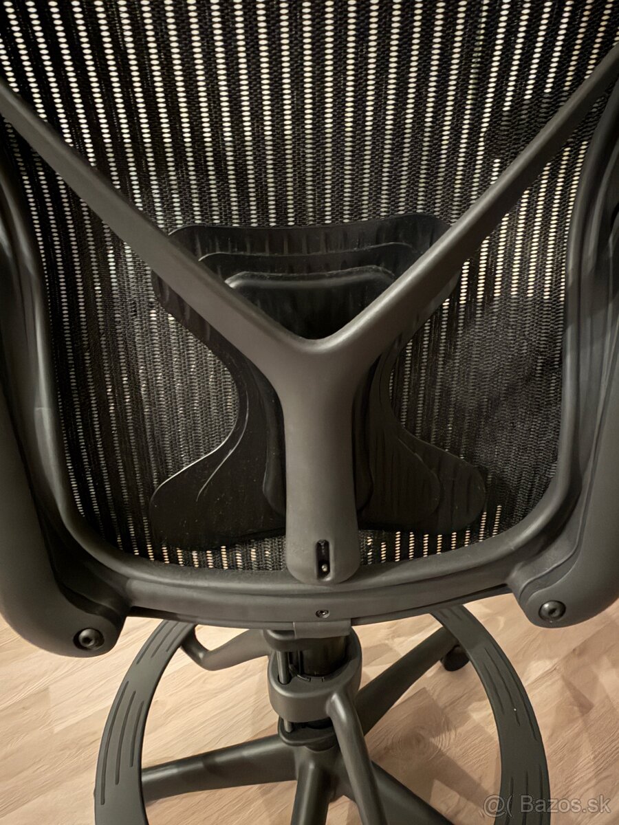 Herman Miller Aeron Stool - 8