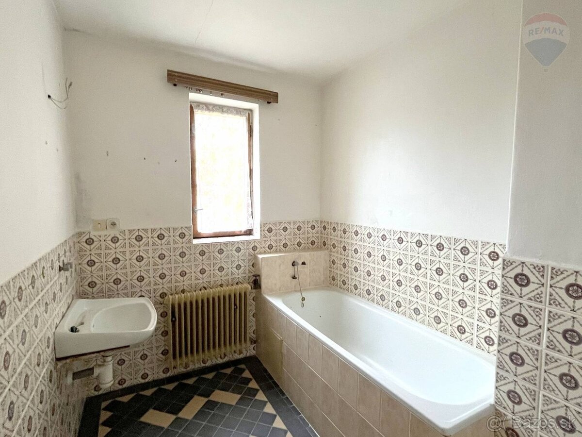 Rodinný dom - ul.Pionierov Handlová - 8