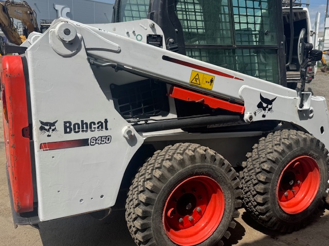 Smykový kolový nakladač Bobcat S450 - 8
