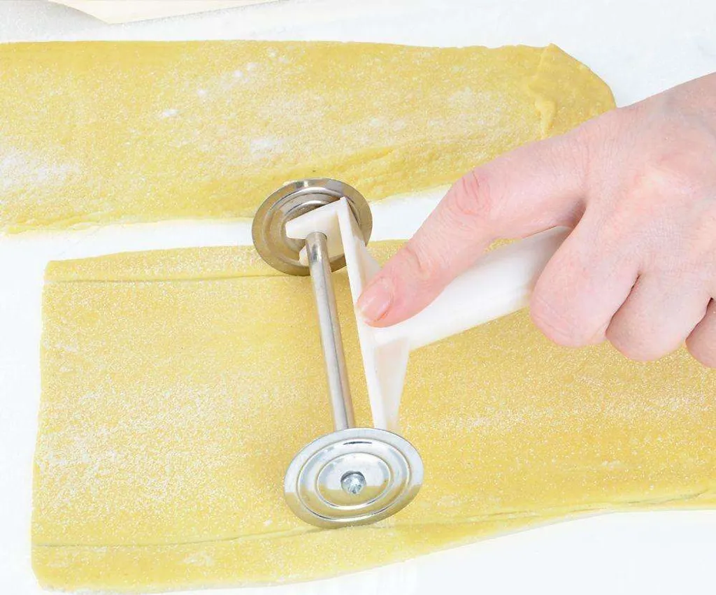 Strojcek na vyrobu cestovin - 8