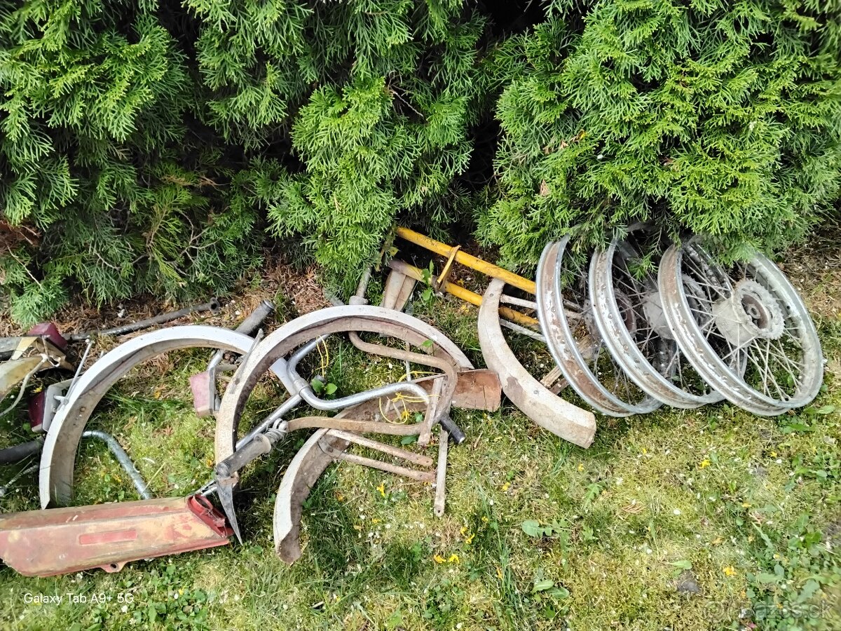 Jawa babetta alkatrészek eladók - 8