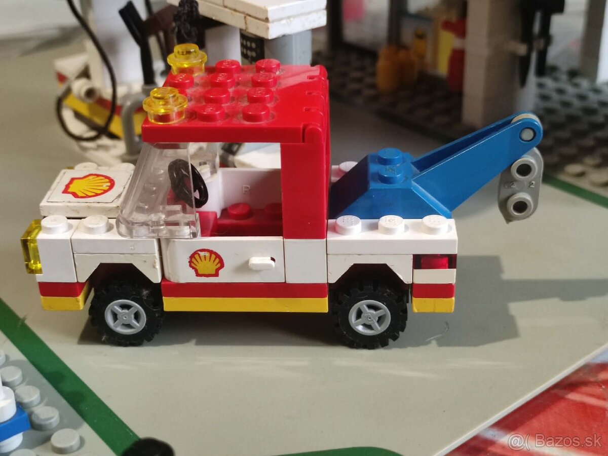 LEGO 6378 Shell Service Station - 8