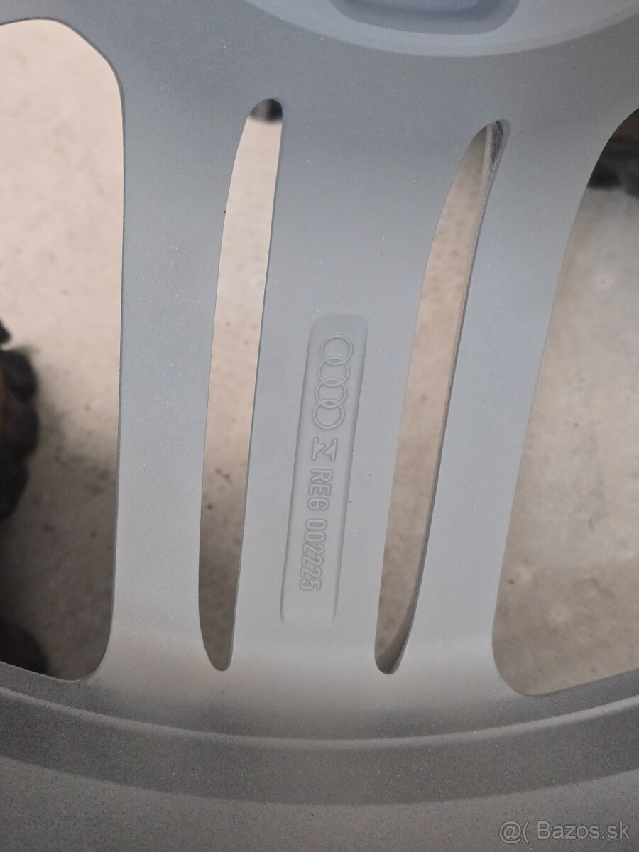 Elektróny audi R19 pompei ET43 - 8