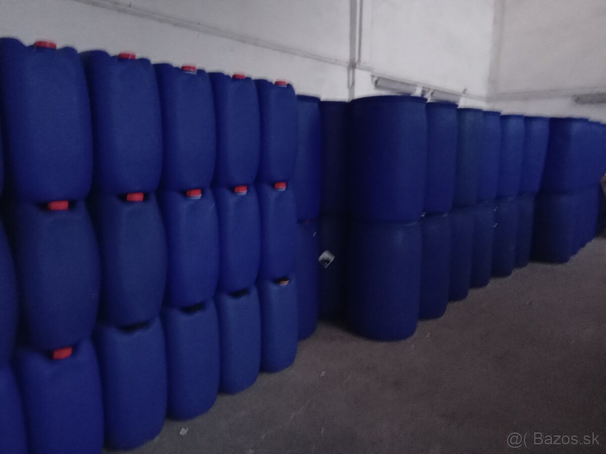 plastové sudy 220 litrové a bandasky - 8
