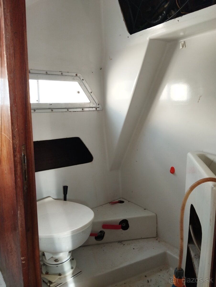 Talianska loď s kajutou - 8