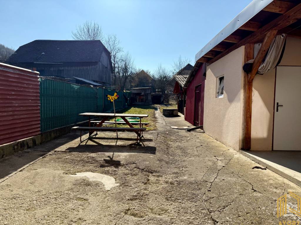 4 - IZB. ROD.DOM, POZEMOK 1120m2, VRBOVCE okr. MYJAVA - 8