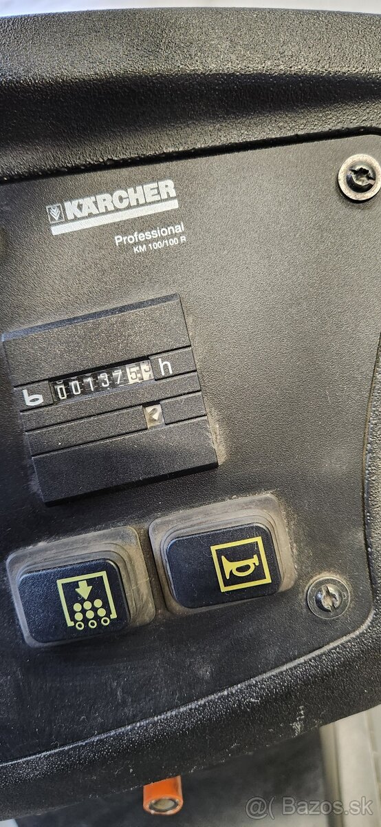 Zametaci stroj Karcher KM 100/100 R G - 8
