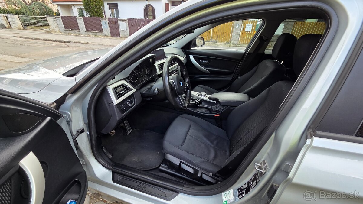 BMW 320D xDrive - 8