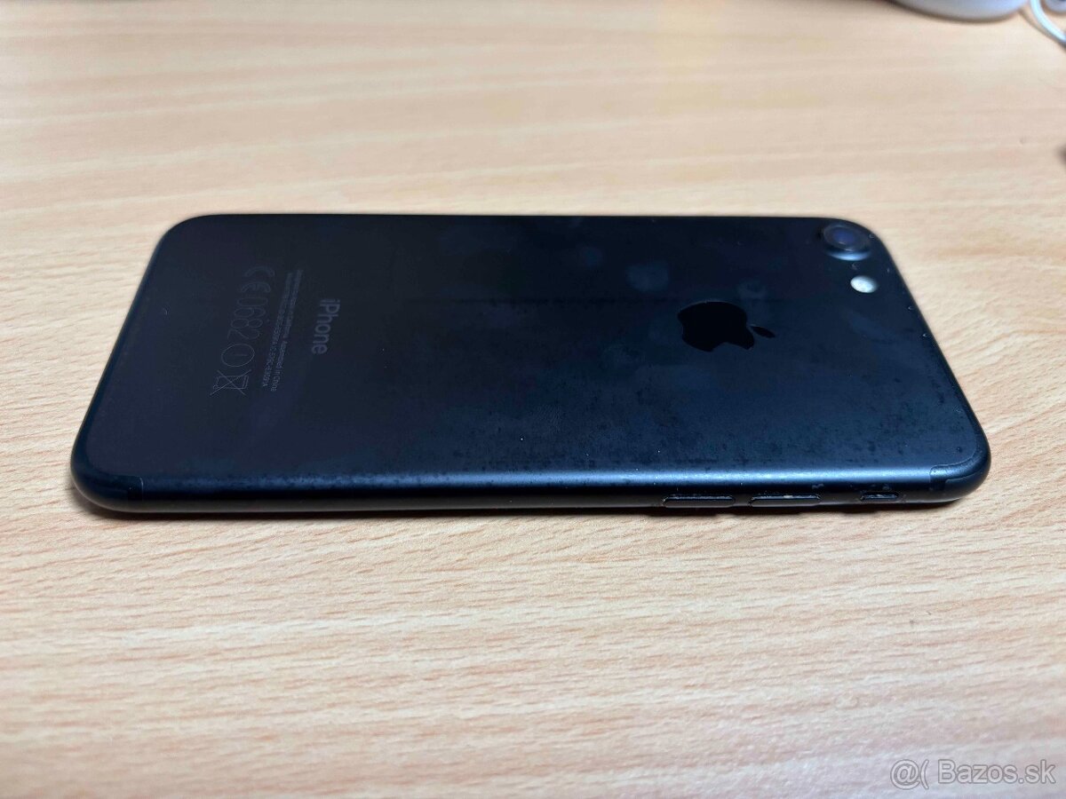 Apple iPhone 7 - 128GB - 77% kapacita batérie - 8