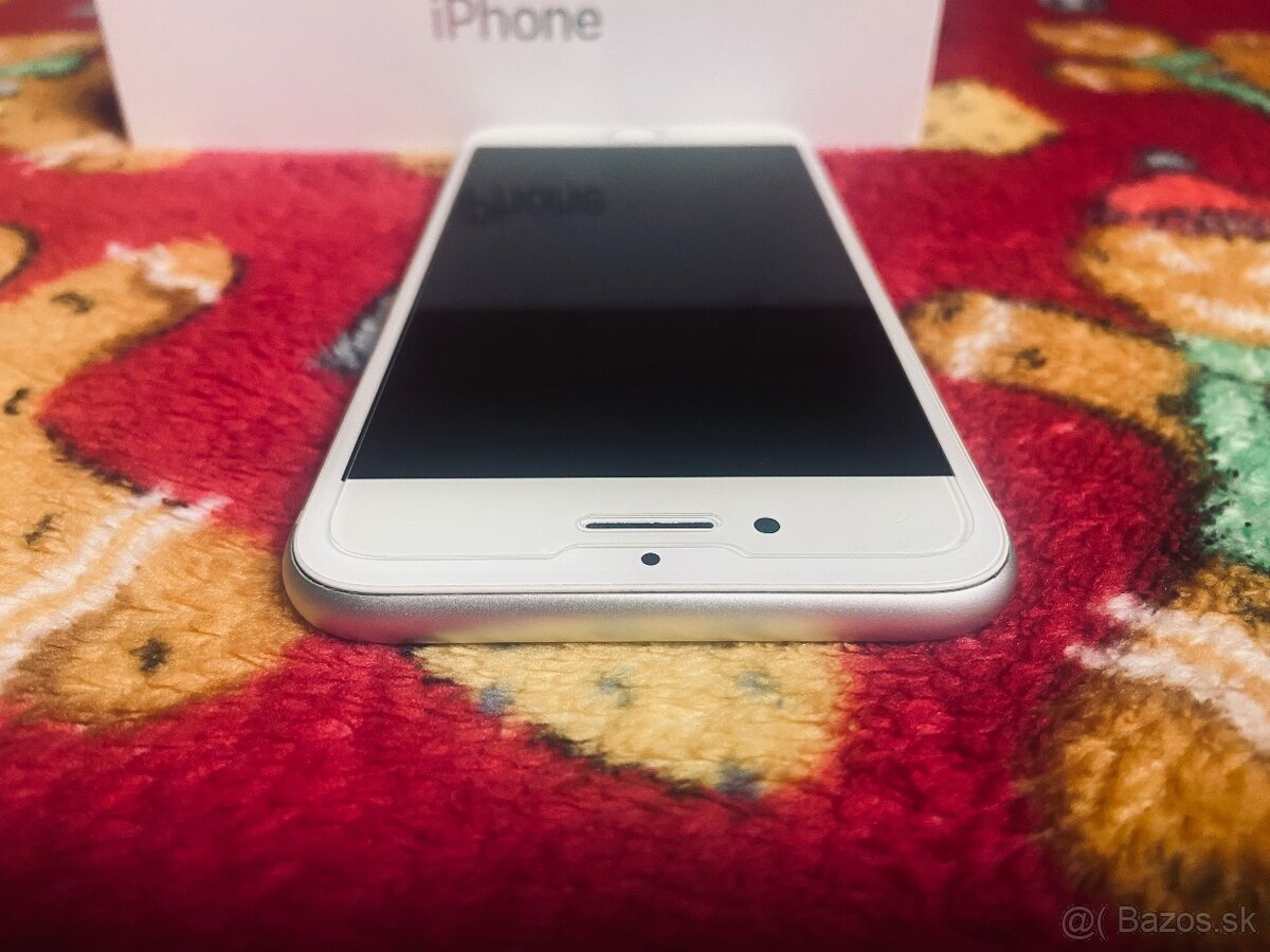 Apple iPhone 8 biely - 8