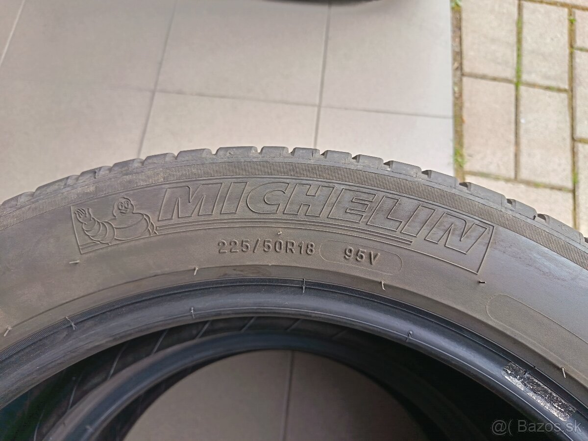 letne pneu Michelin 225/50 R18 - 8