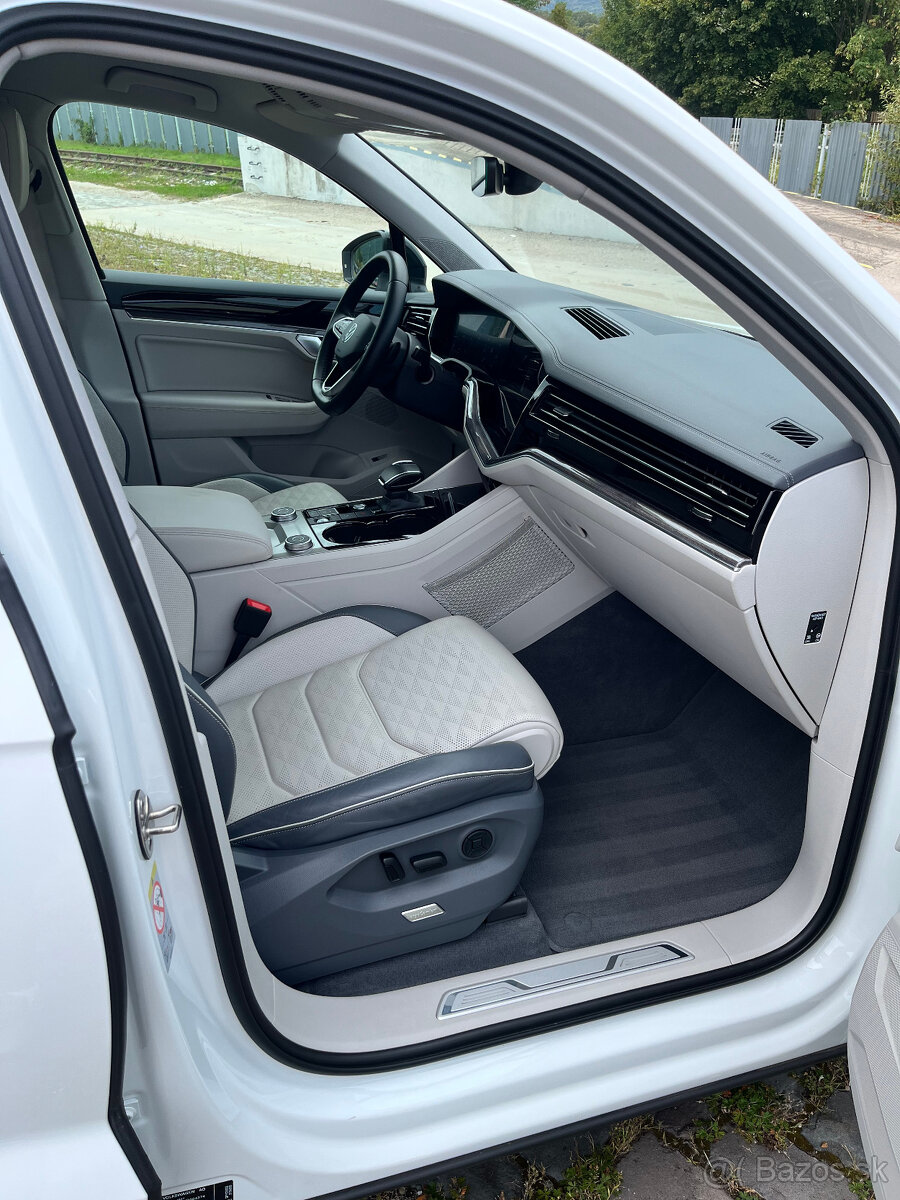 Volkswagen Touareg R-line - 8