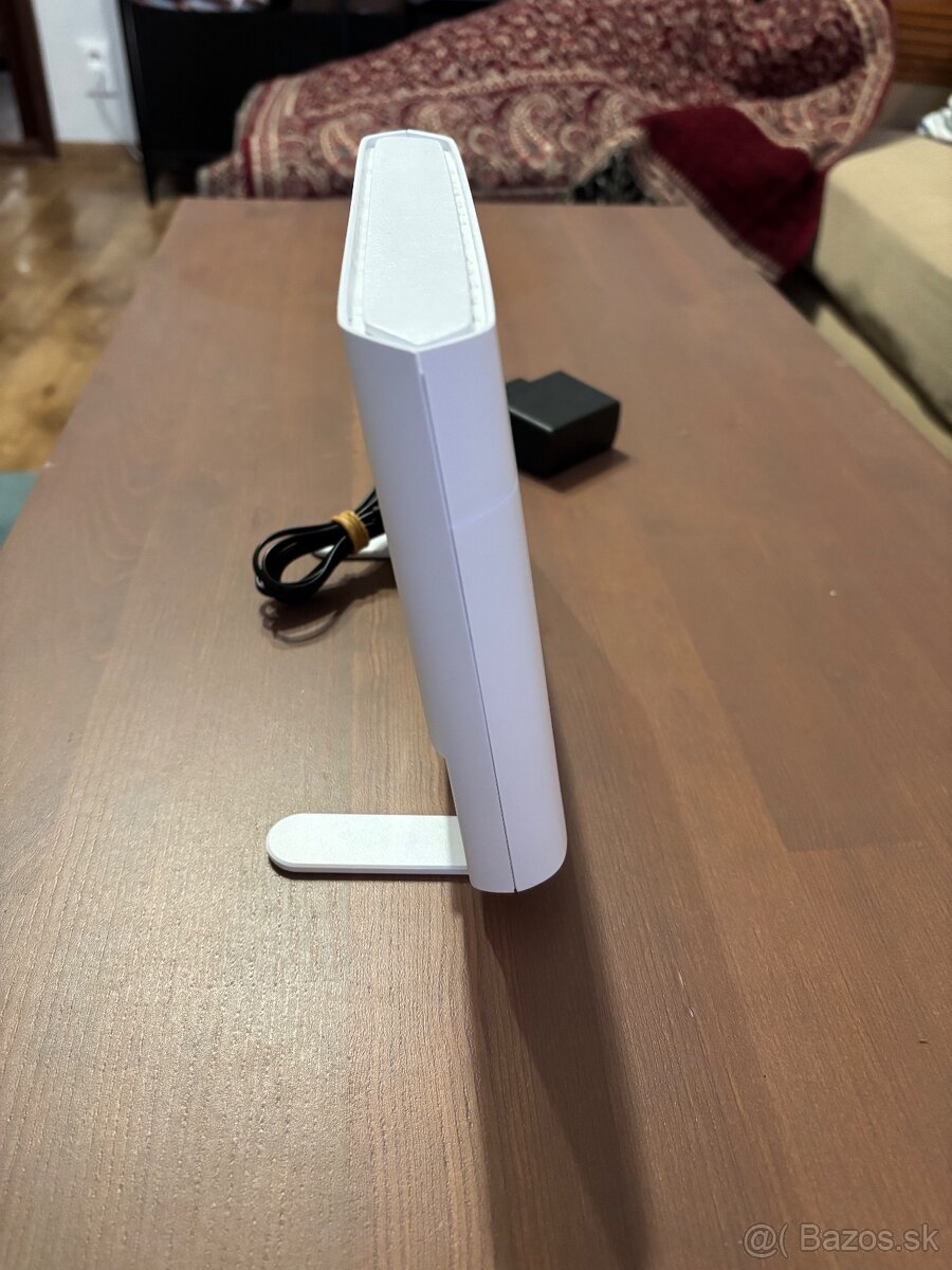 Wi-Fi router Zyxel EX-3300 - 8