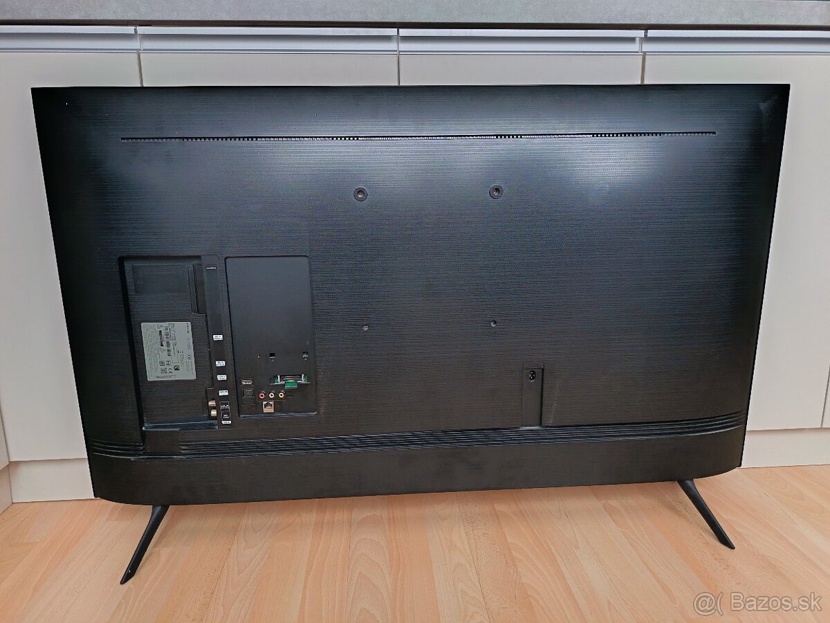 Predám TV Samsung UE50TU8070U - 8