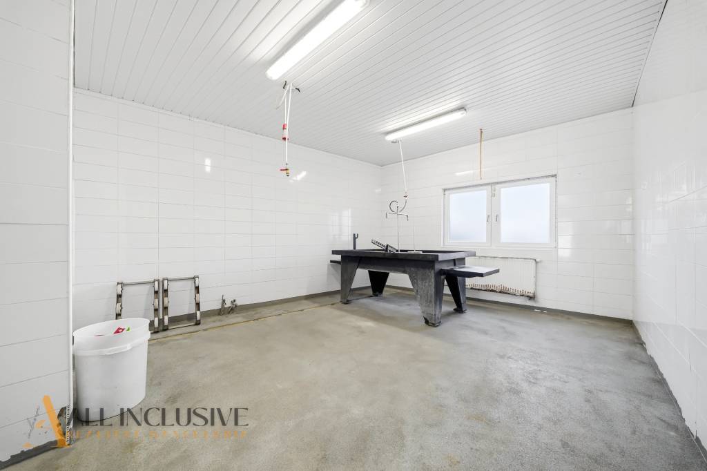 ALL INCLUSIVE | Na predaj polyfunkčná budova, Lehnice - 8