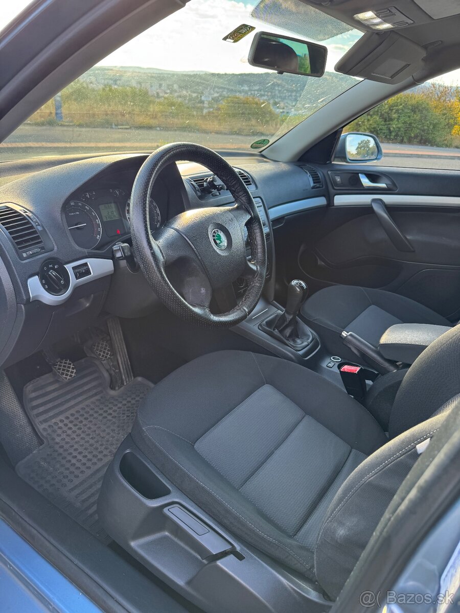 Škoda Octavia 2 combi 1.9 TDi 77kw - 8