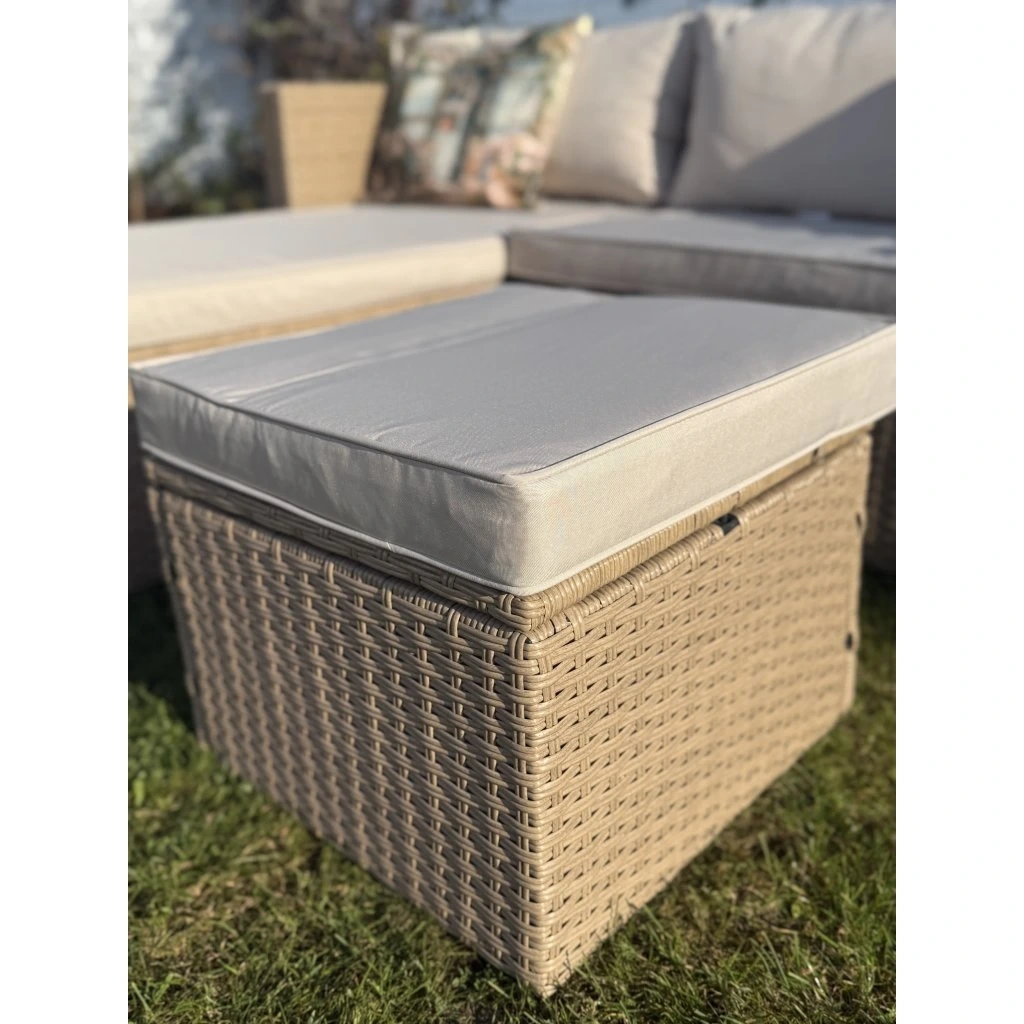 Rohová záhradná sedačka – ideálna na balkón aj menšiu terasu - 8