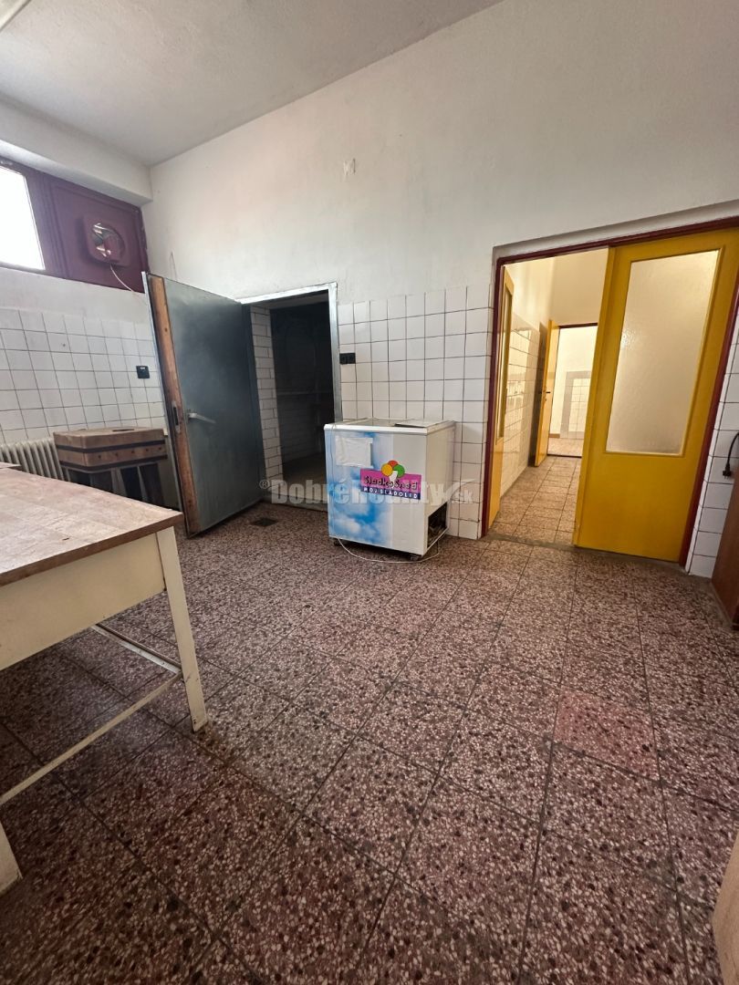 Dobré reality - Polyfunkčný objekt na predaj - 8