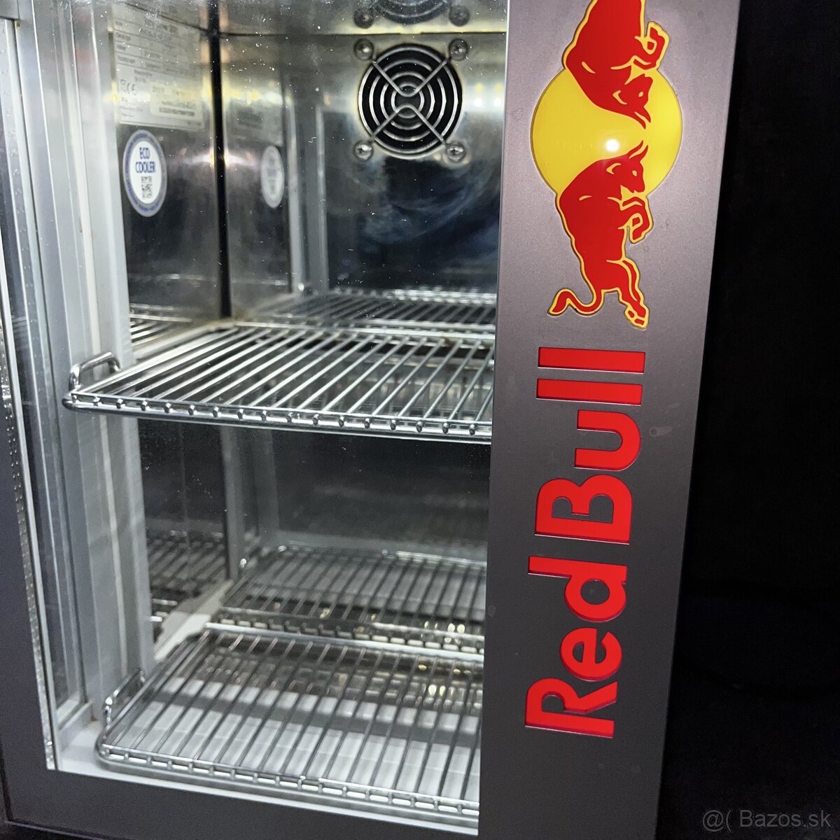 Red Bull chladnička - 8