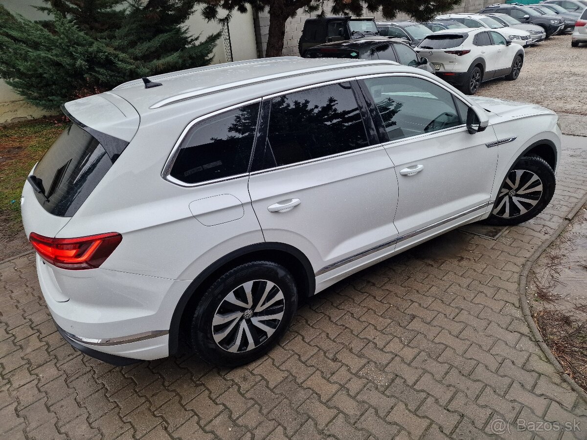 Volkswagen Touareg 3.0 V6 TDi 286k Elegance 4x4 diesel s DPH - 8