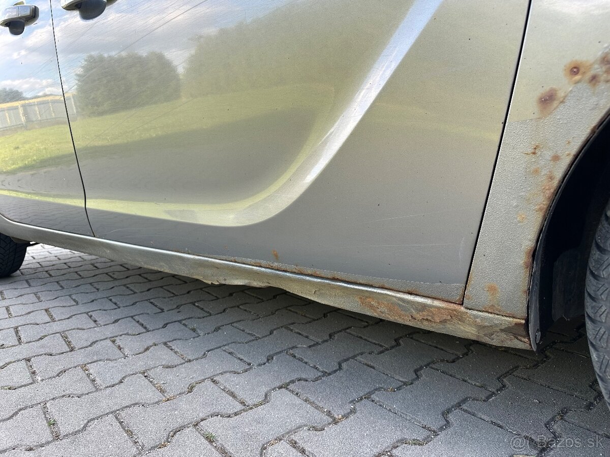 Opel Meriva 1.7 CDTI (110k) Enjoy 2011 - 8