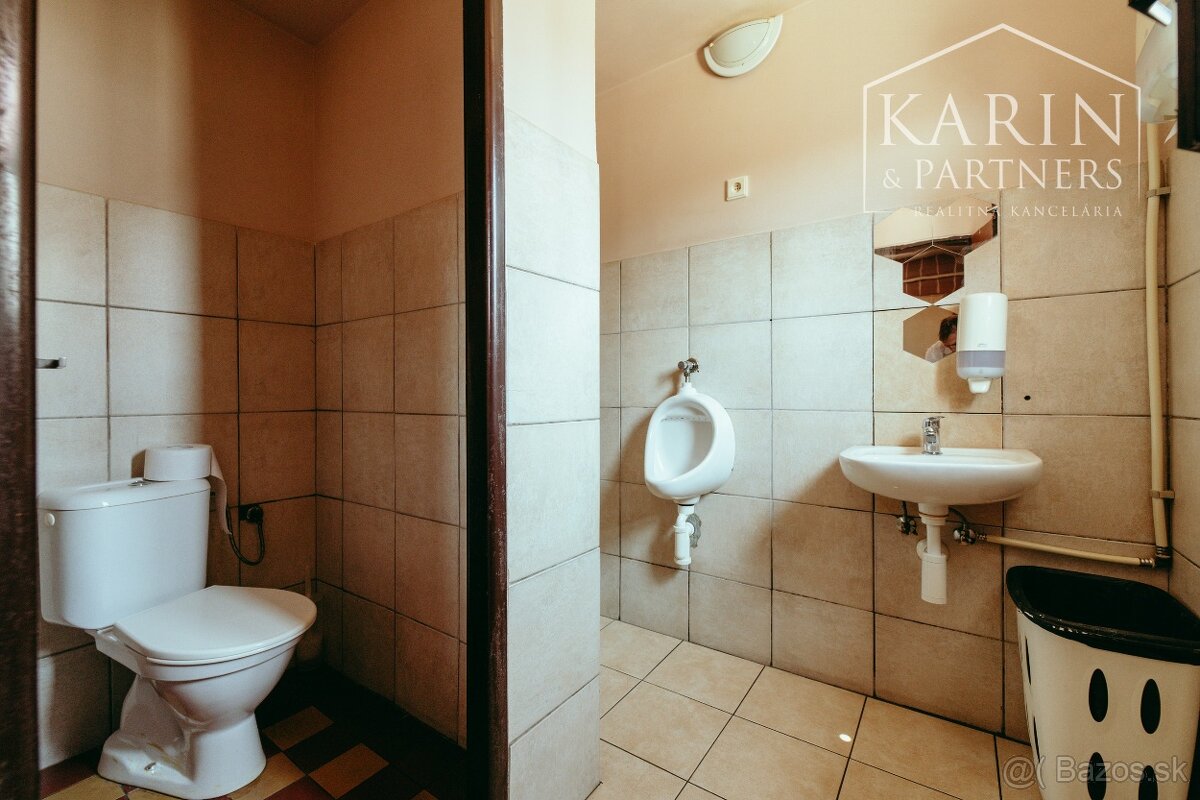 3i rodinný dom využívaný ako pohostinstvo v obci Brodské - 8