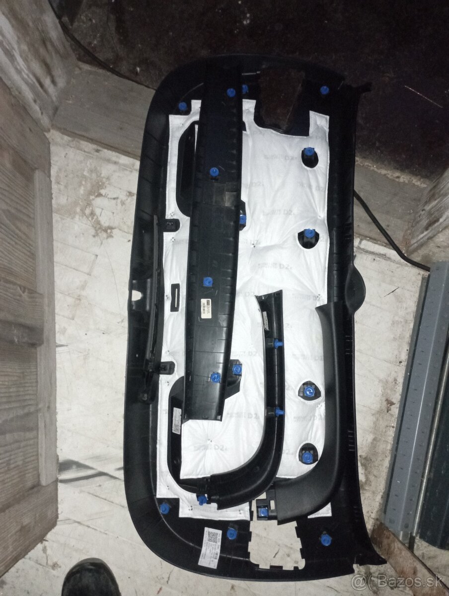 Zadny spojler Hyundai i30 combi, sklo, diely piatych dverí - 8