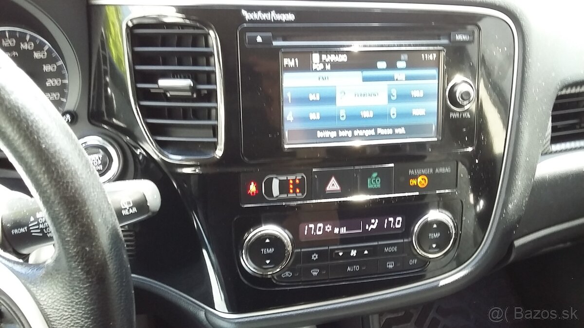 MITSUBISHI OUTLANDER 2.2 DID 4x4 2012 - 8