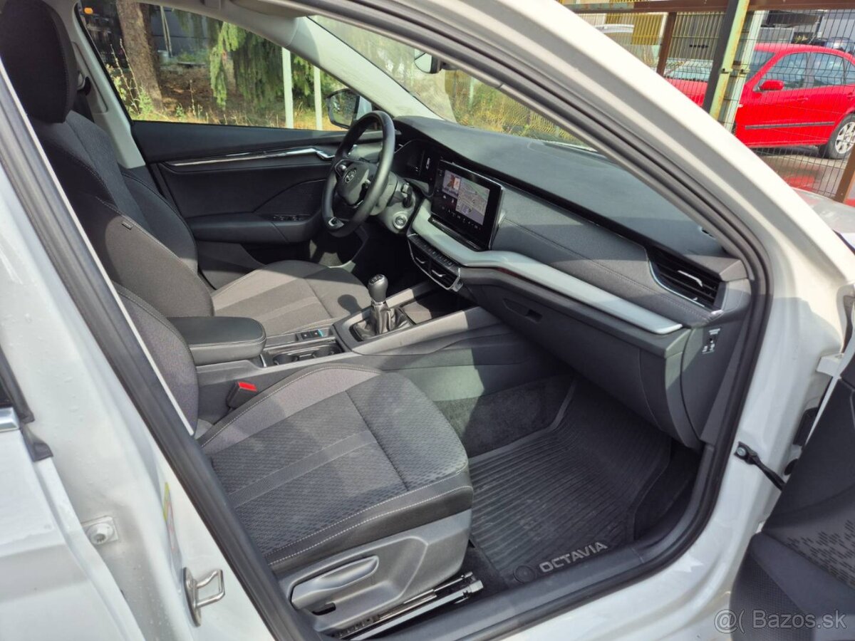 Predám Škoda Octavia 2.0 TDI SCR Style - 8