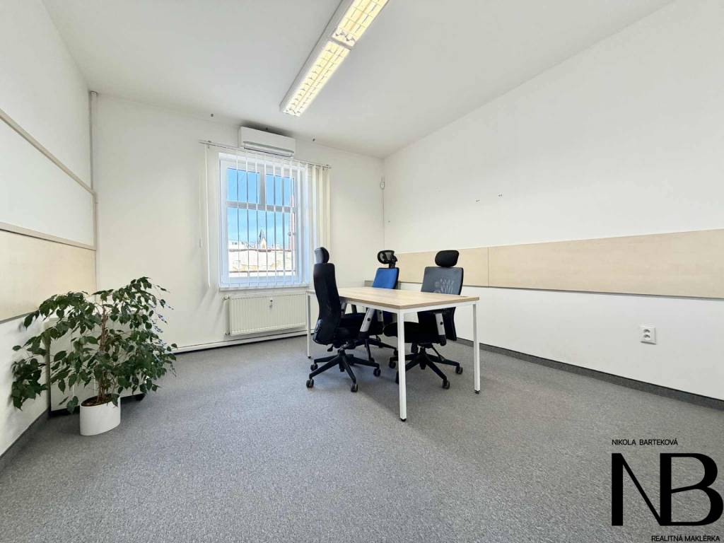 Na predaj kancelárske priestory v centre (70m2), TN - Stará - 8