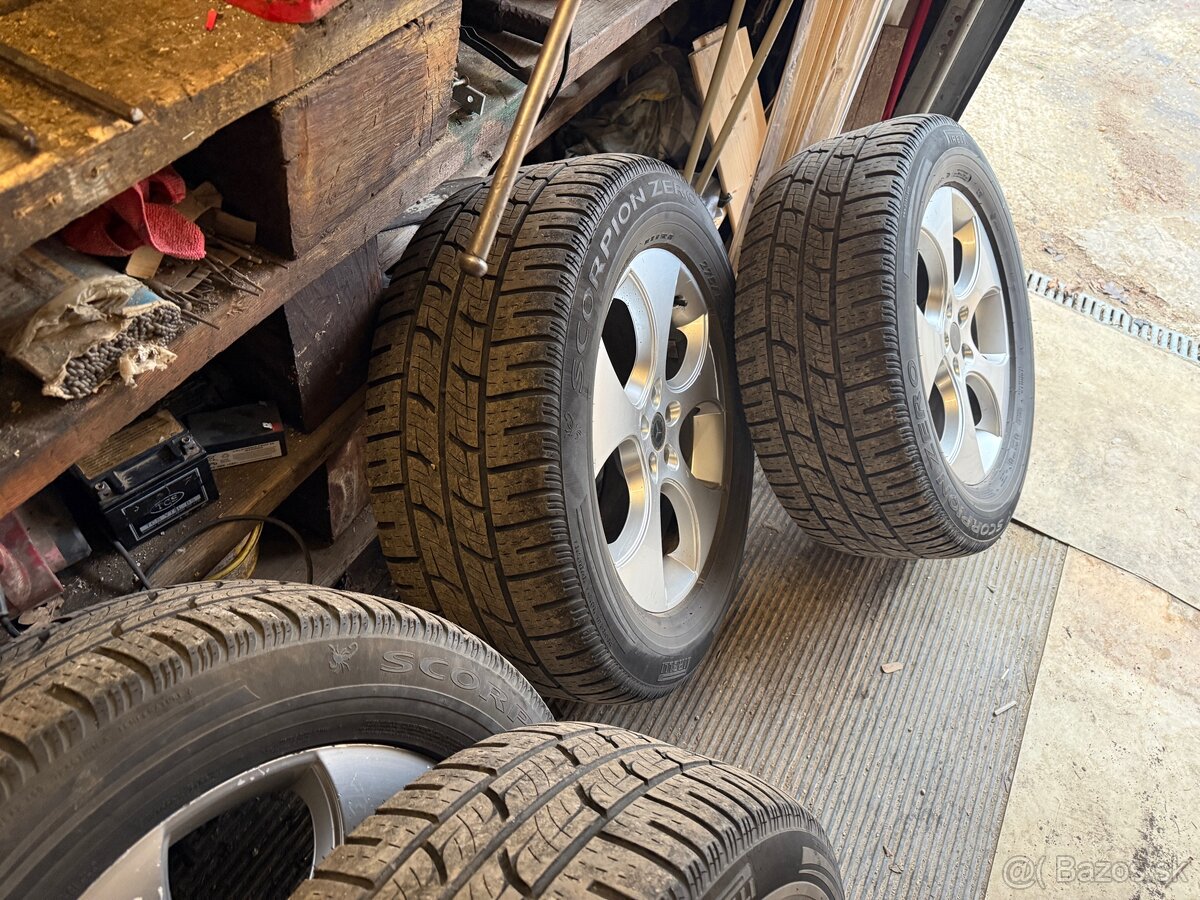 Pirelli 275/55/r19 - 8