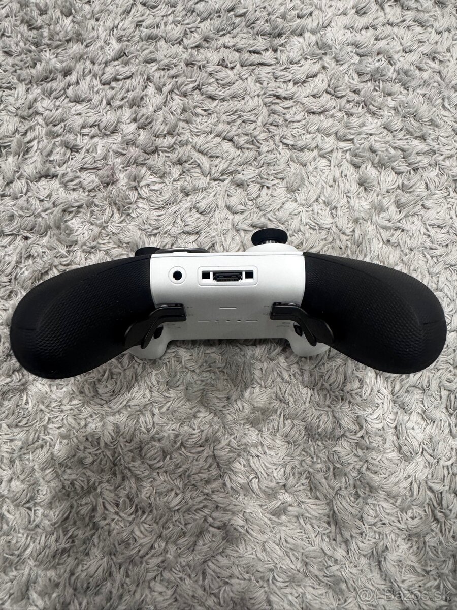 Xbox Elite Series 2 - 8