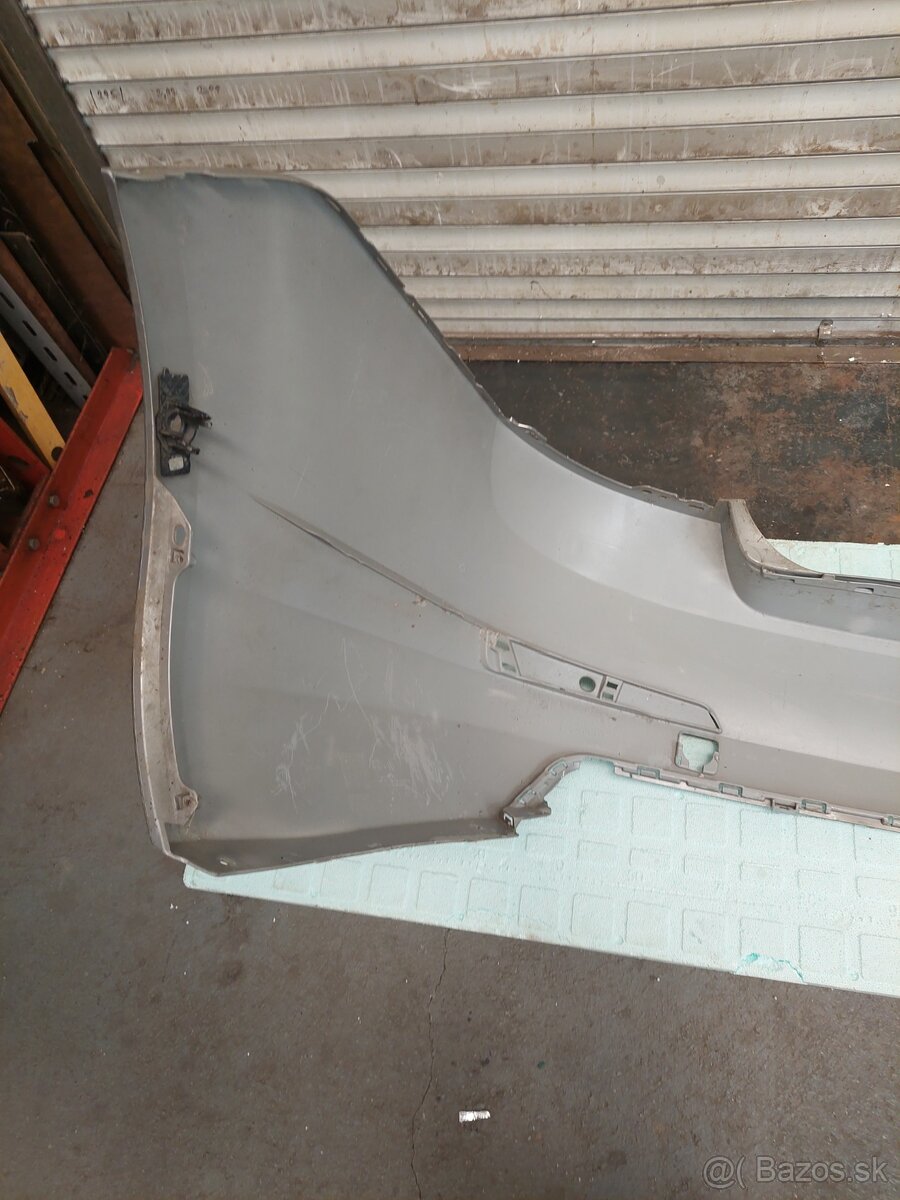 ŠKODA OCTAVIA 3 SEDAN zadný naraznik - 8