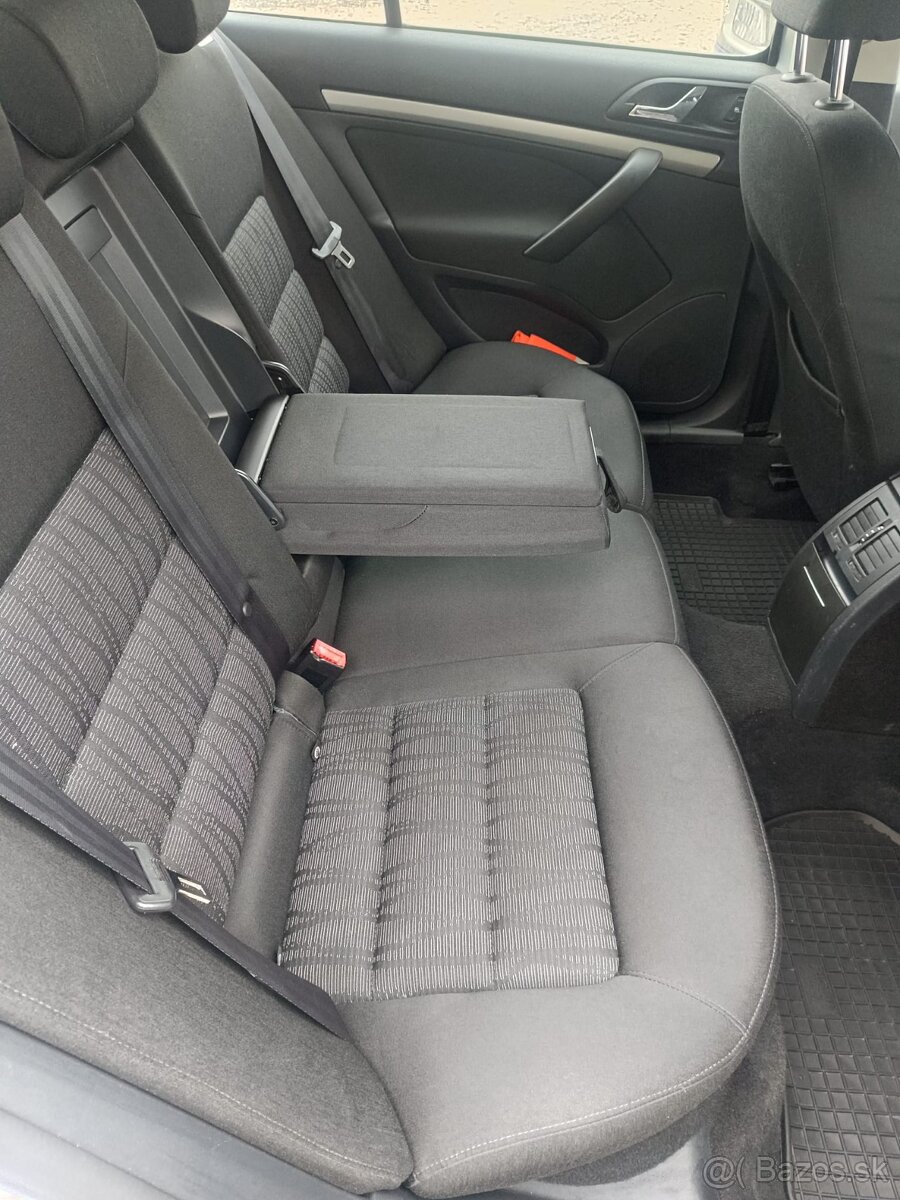 Škoda Octavia 2009 77kw 290 tis km - 8