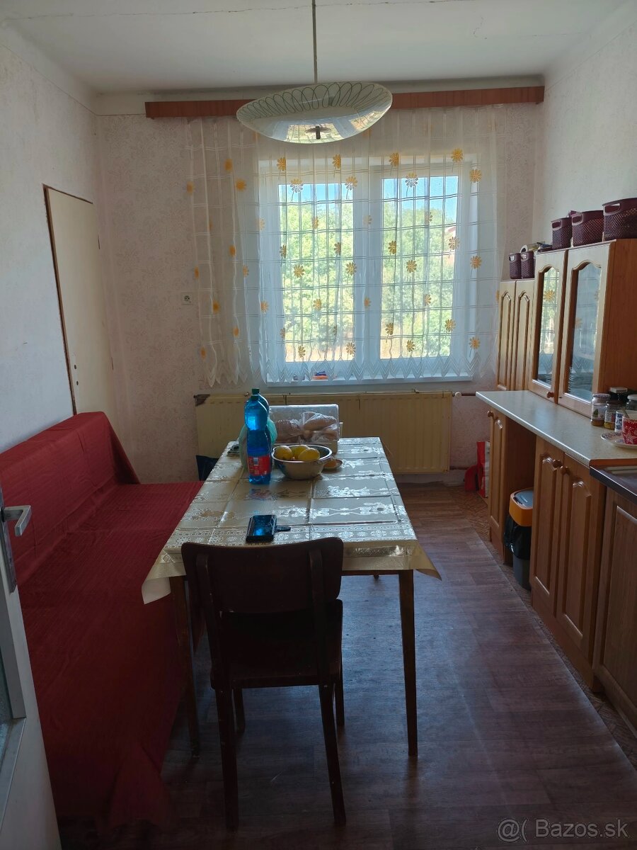 Na predaj rodinný dom Kolta - 8