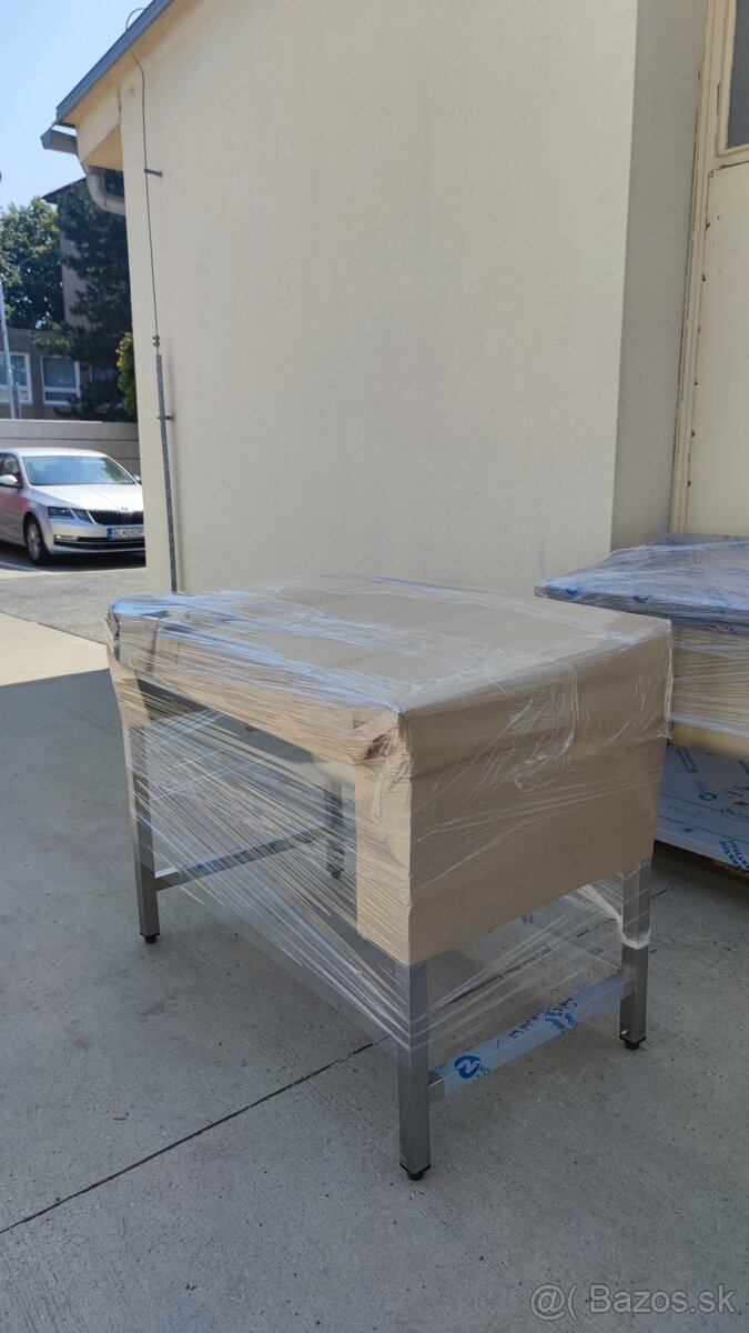 Gastro stoly, nerezové, pracovné, kuchynské, rozrábkové - 8