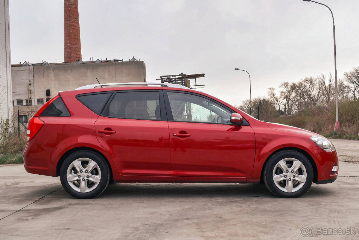 Kia ceed sw 1.6crdi 85kw gold - 8