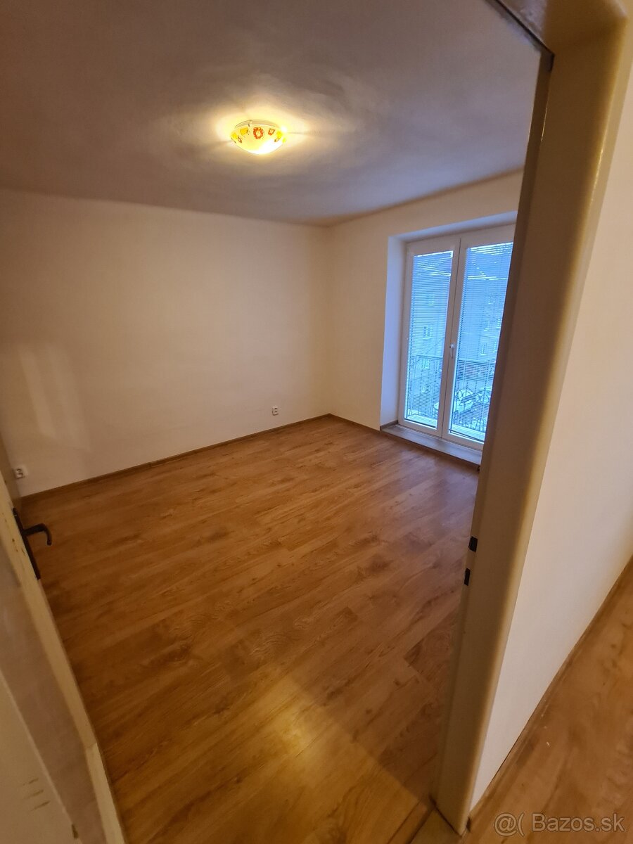 2-izbový byt, 61m² s balkónom - Staré sídlisko - 8
