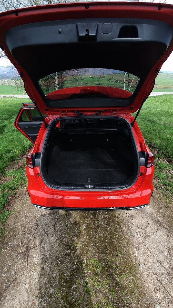 Predám Kia CEED SW 1,6 CRDi 85kw, GT-Line - 8